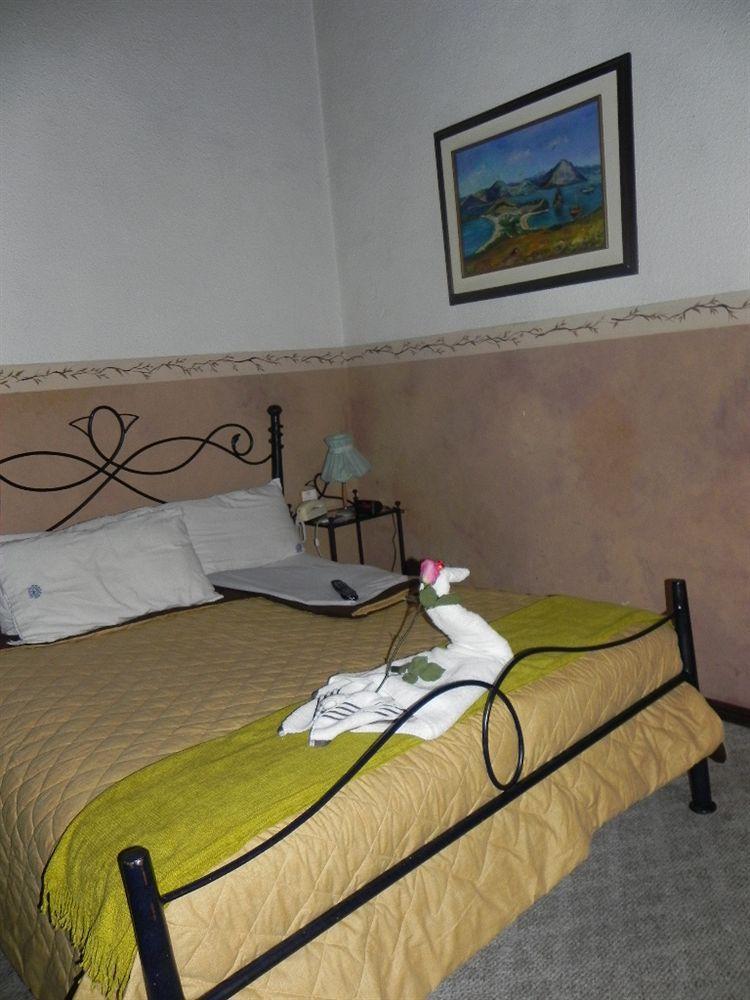 Hotel Nass Sol De Quito Bagian luar foto