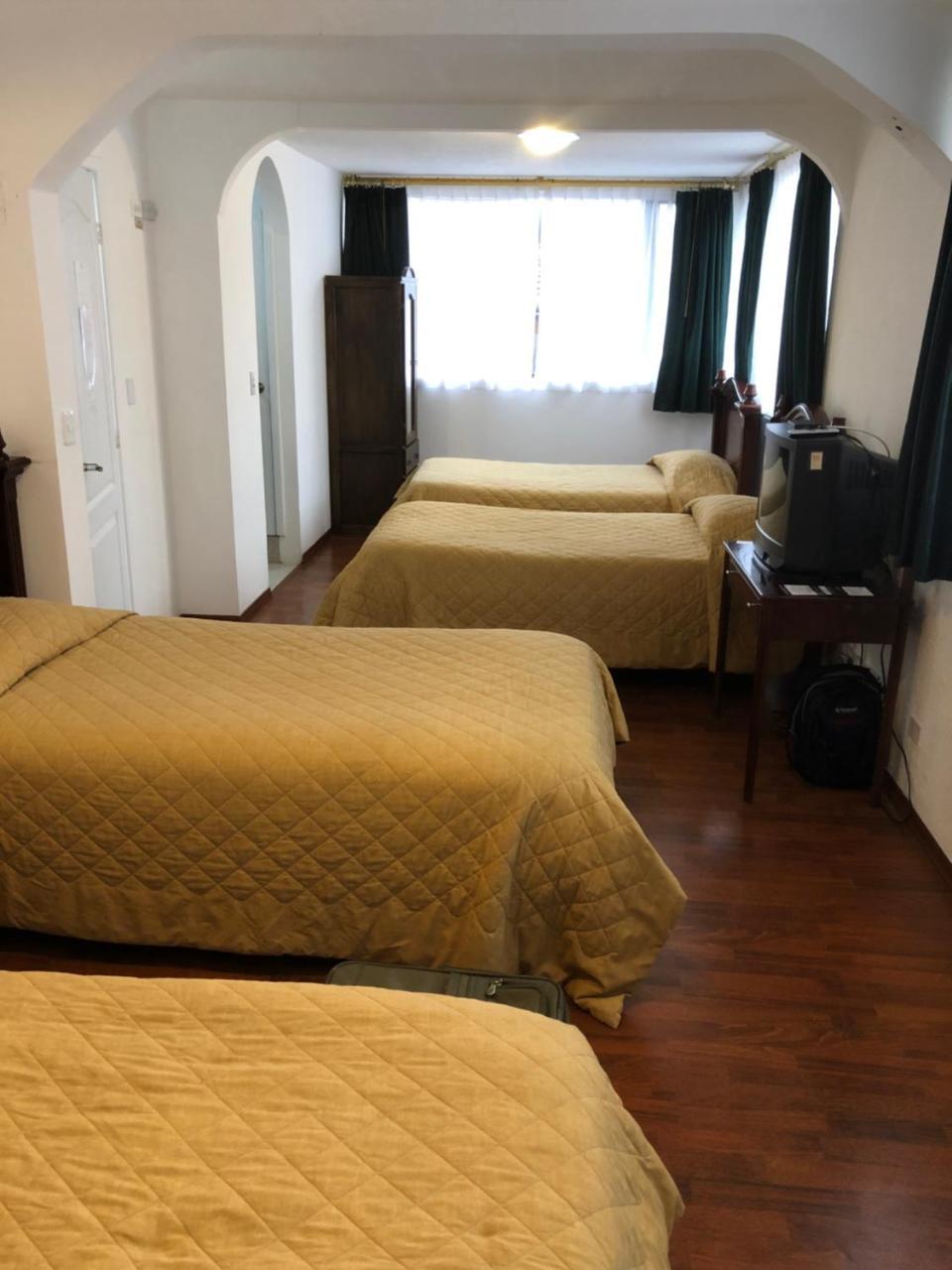 Hotel Nass Sol De Quito Bagian luar foto