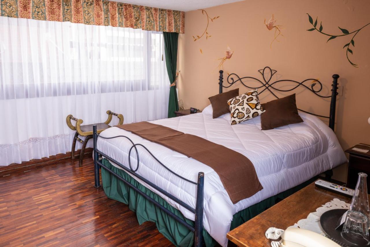Hotel Nass Sol De Quito Bagian luar foto
